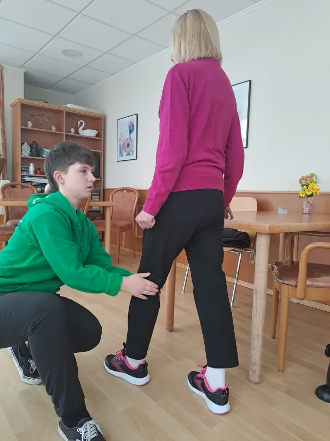 Übungen im Stand